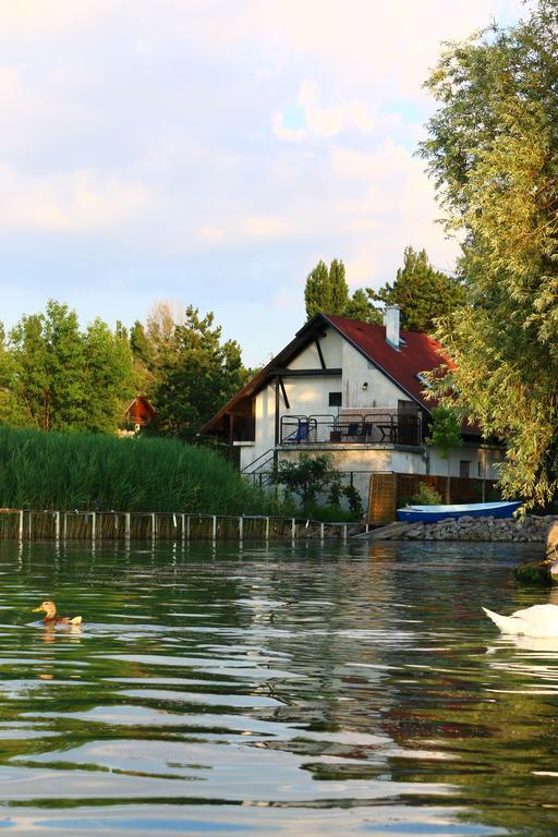 Vila Nefelejcs Zamárdi Exteriér fotografie